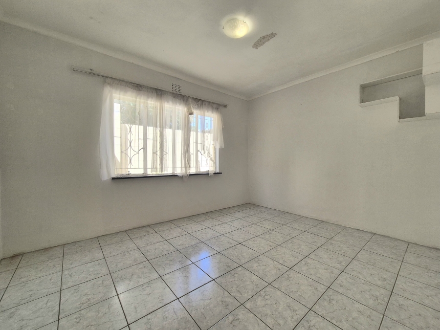 3 Bedroom Property for Sale in Wynberg Western Cape